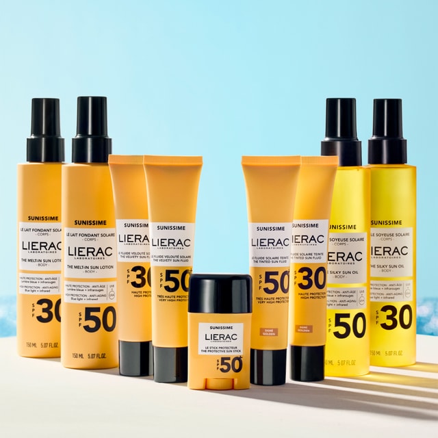 Το Λεπτόρευστο Αντηλιακό Με Χρώμα SPF30