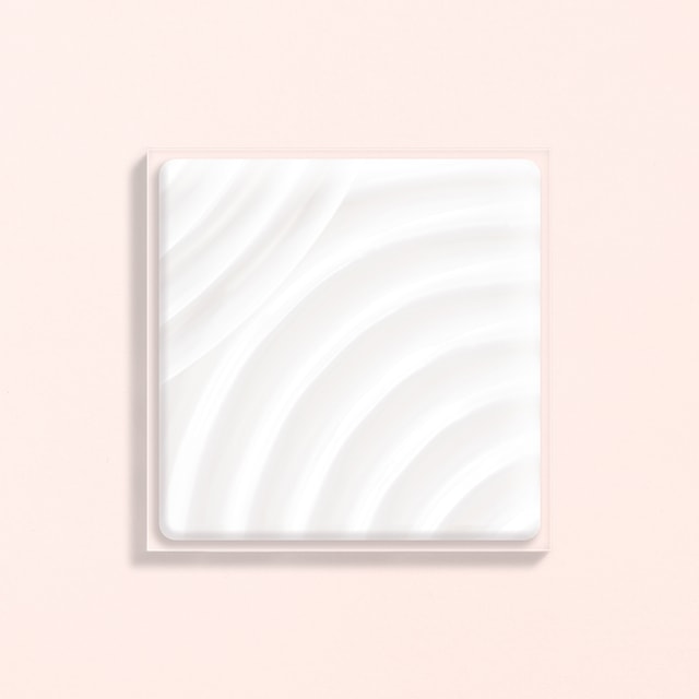 Η ΚΡΕΜΑ ΗΜΕΡΑΣ ΓΙΑ ΤΗΝ ΕΜΜΗΝΟΠΑΥΣΗ